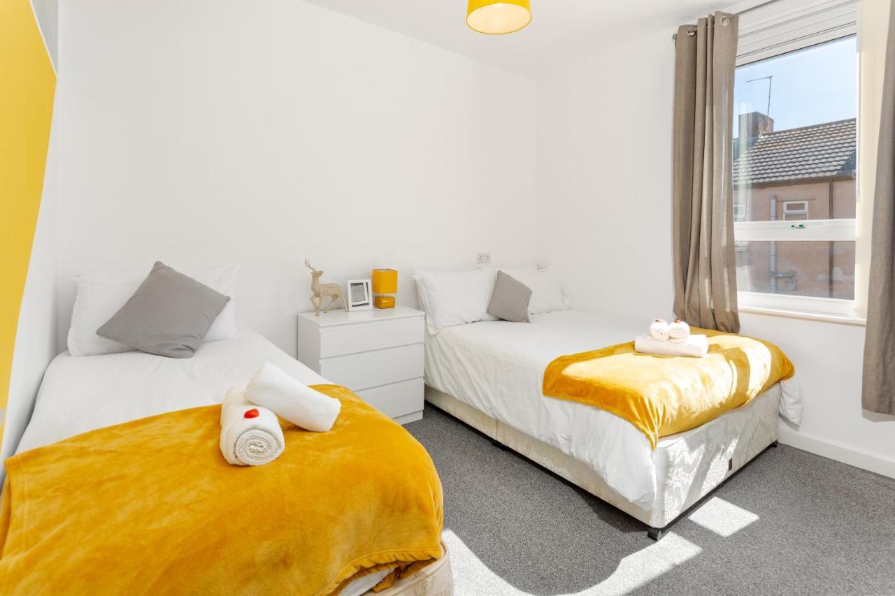 Cosy Anfield Guesthouse - Free Parking ลิเวอร์พูล ภายนอก รูปภาพ