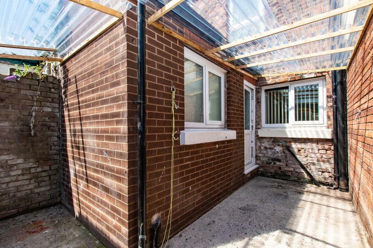 Cosy Anfield Guesthouse - Free Parking ลิเวอร์พูล ภายนอก รูปภาพ